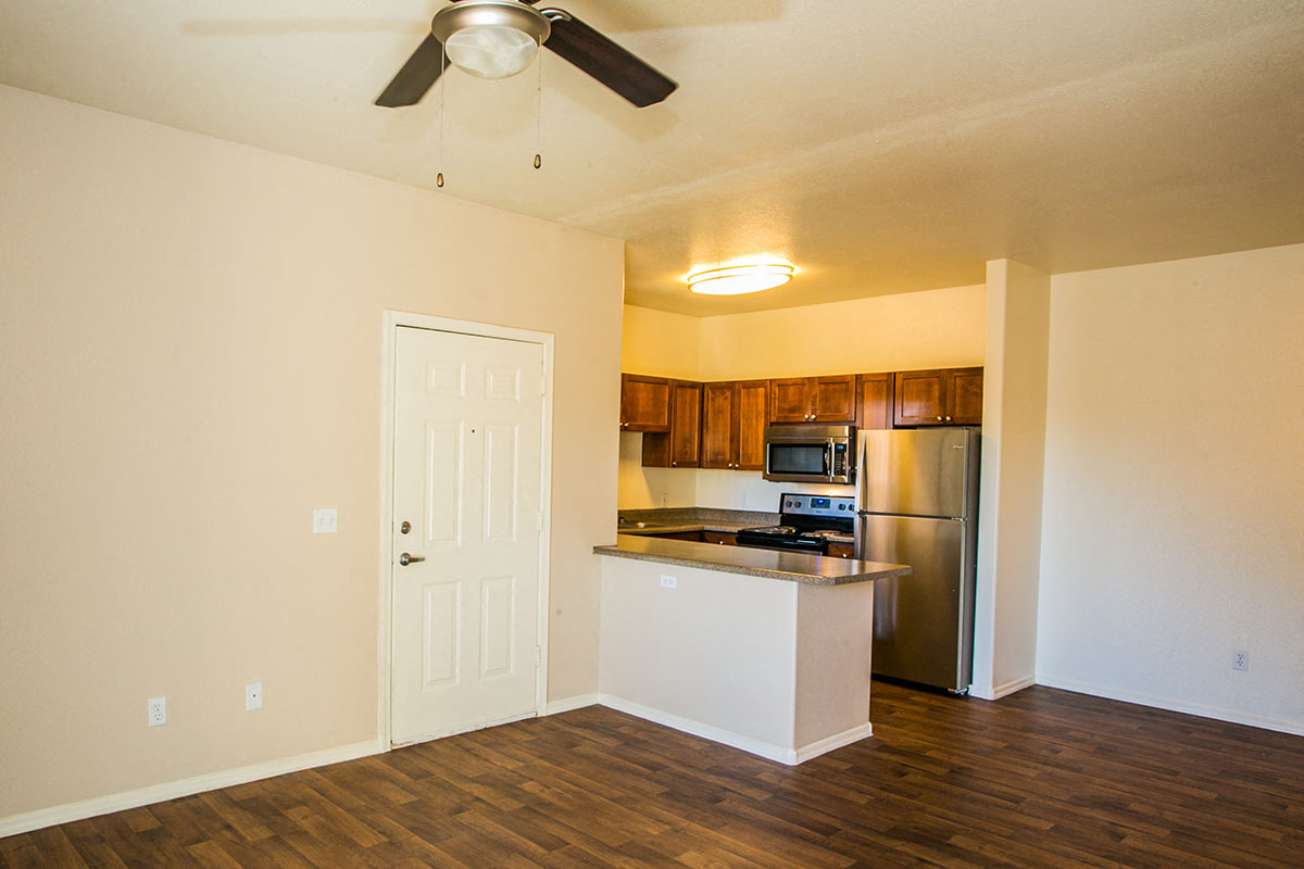 RidgeGate Apartments photo 2